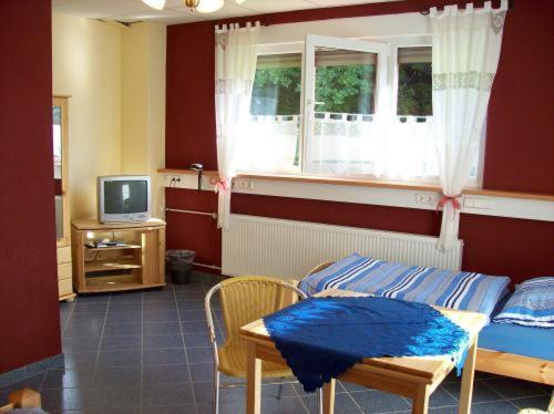 Econo Motel Goelzer Büchenbeuren Habitación foto